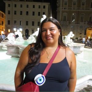 Meet your Posher, Gia